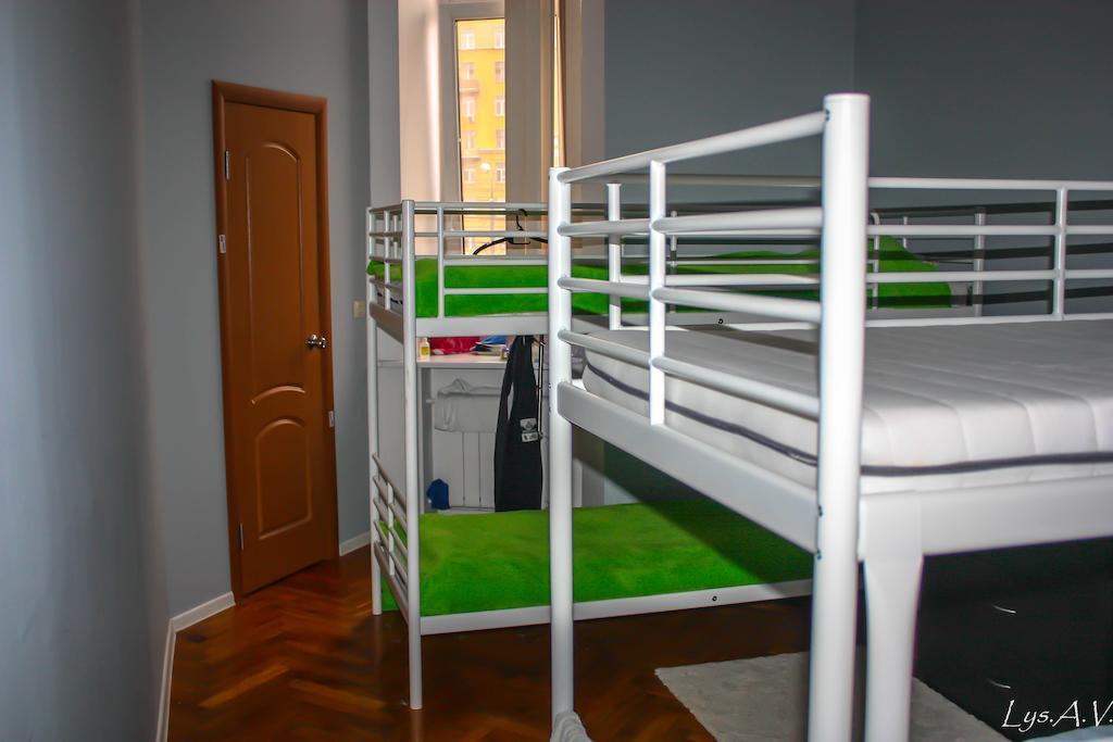 Hostel Kutuzov Na Kutuzovskom Prospekte Moskau Zimmer foto