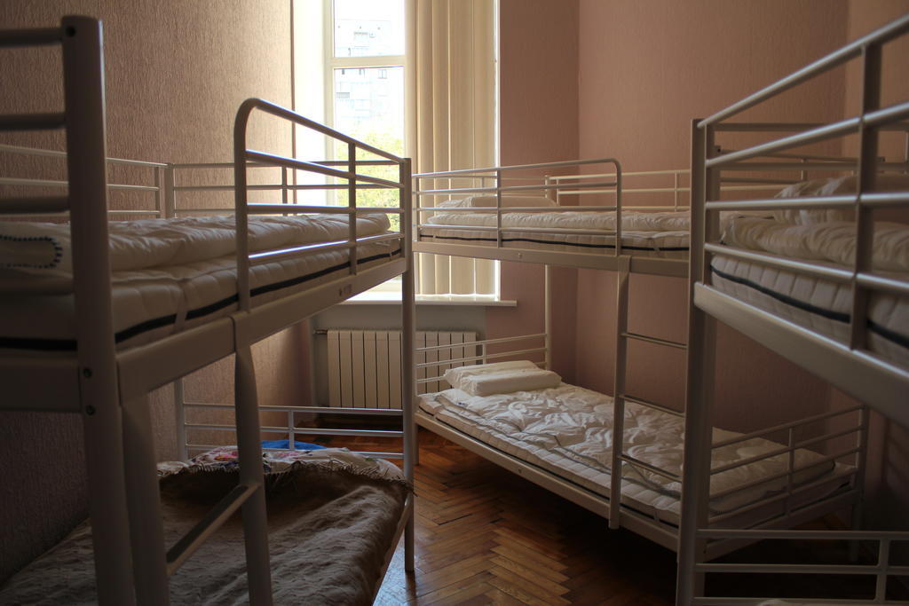 Hostel Kutuzov Na Kutuzovskom Prospekte Moskau Zimmer foto